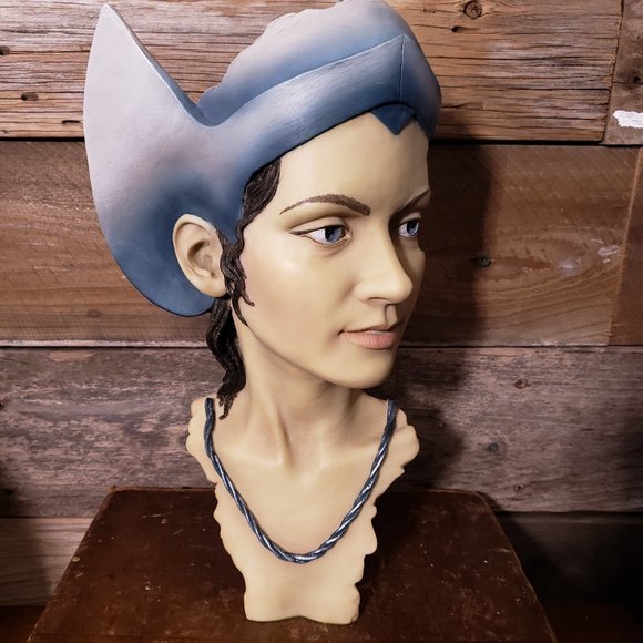 Flambro  USA 4 Seasons Winter Elf Bust Sculpture by Michael Talbot - Picture 1 of 8